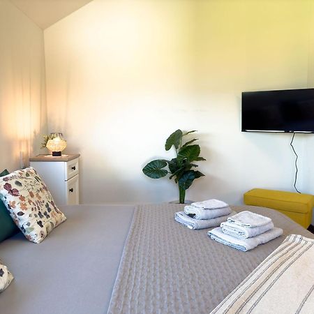 Serenity Vista Retreat Bnb Bescheid Luaran gambar