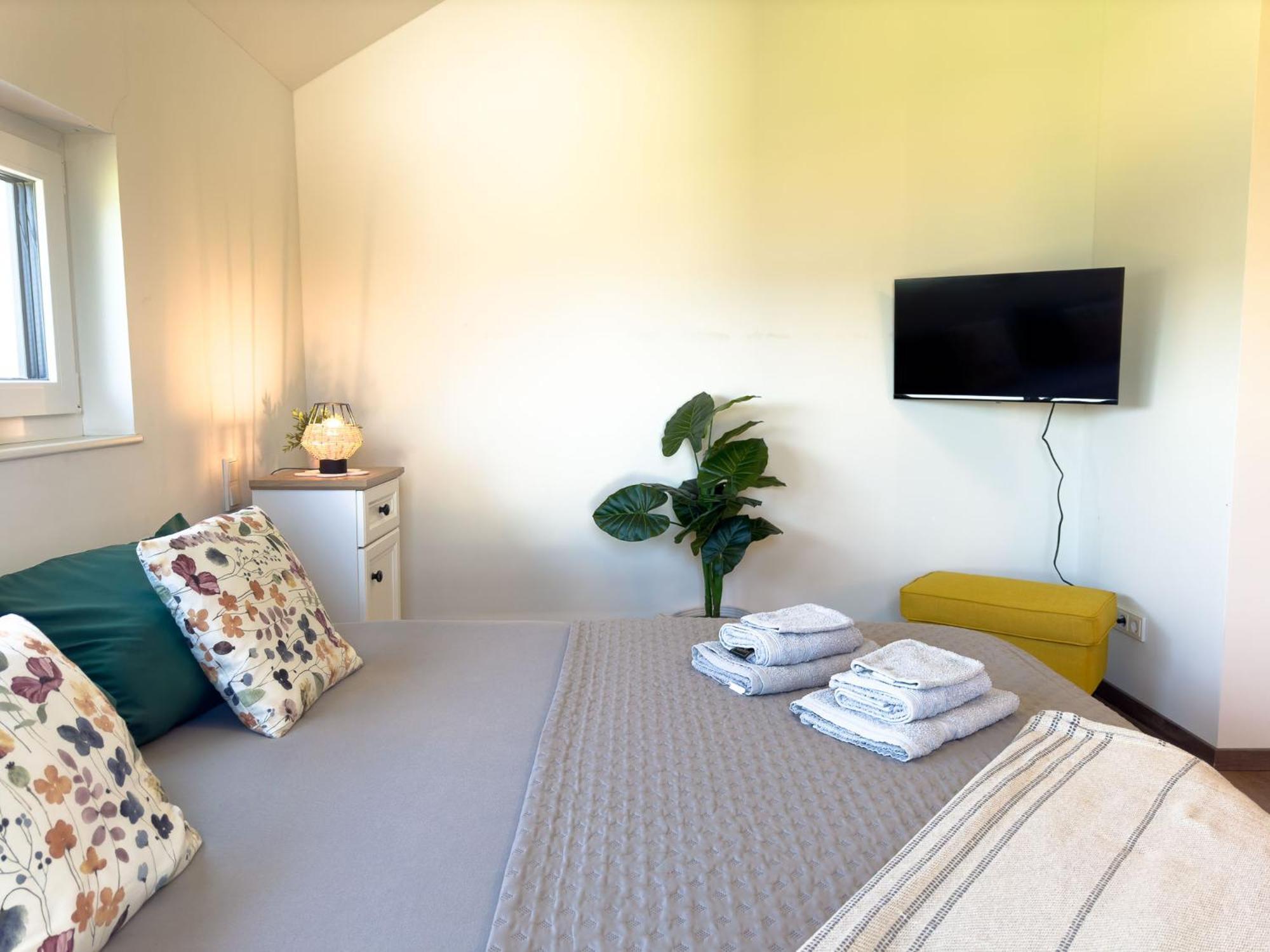 Serenity Vista Retreat Bnb Bescheid Luaran gambar