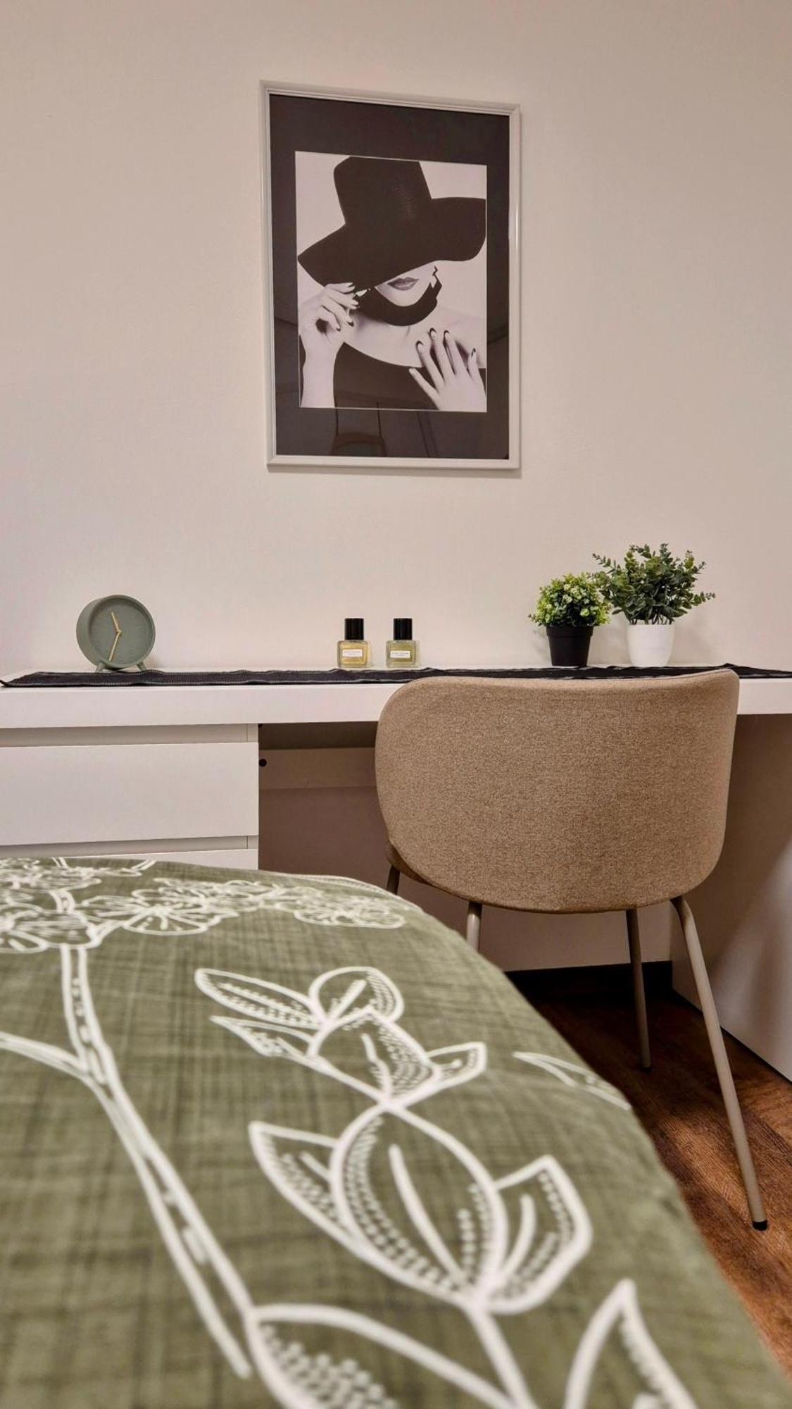 Serenity Vista Retreat Bnb Bescheid Luaran gambar